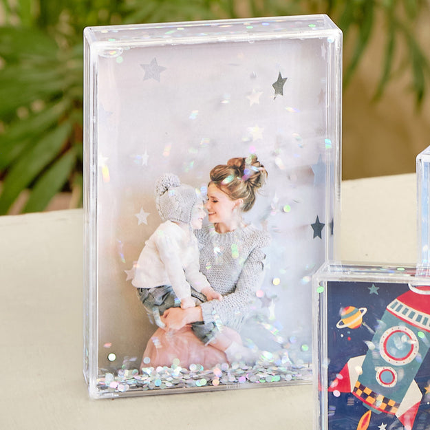 Acrylic Shake Photo Frames