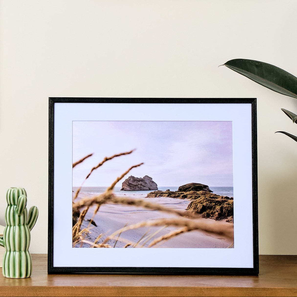 City Series Wood Effect Aluminium Photo Frames – Kenro